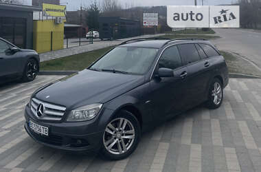 Універсал Mercedes-Benz C-Class 2010 в Львові