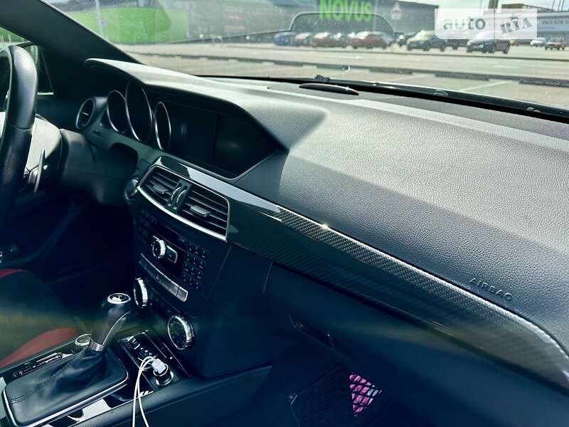 Купе Mercedes-Benz C-Class 2011 в Киеве