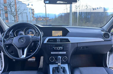 Седан Mercedes-Benz C-Class 2011 в Виннице