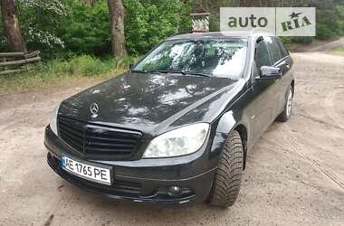 Універсал Mercedes-Benz C-Class 2010 в Царичанці