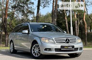 Универсал Mercedes-Benz C-Class 2010 в Киеве