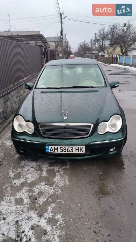 Mercedes-Benz C-Class