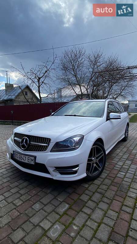 Универсал Mercedes-Benz C-Class 2013 в Тернополе