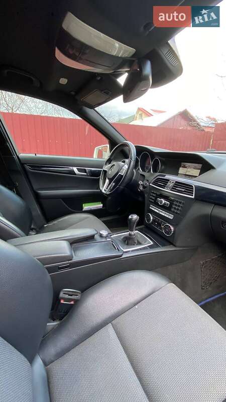 Универсал Mercedes-Benz C-Class 2013 в Тернополе
