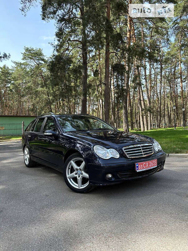 Универсал Mercedes-Benz C-Class 2006 в Чернигове