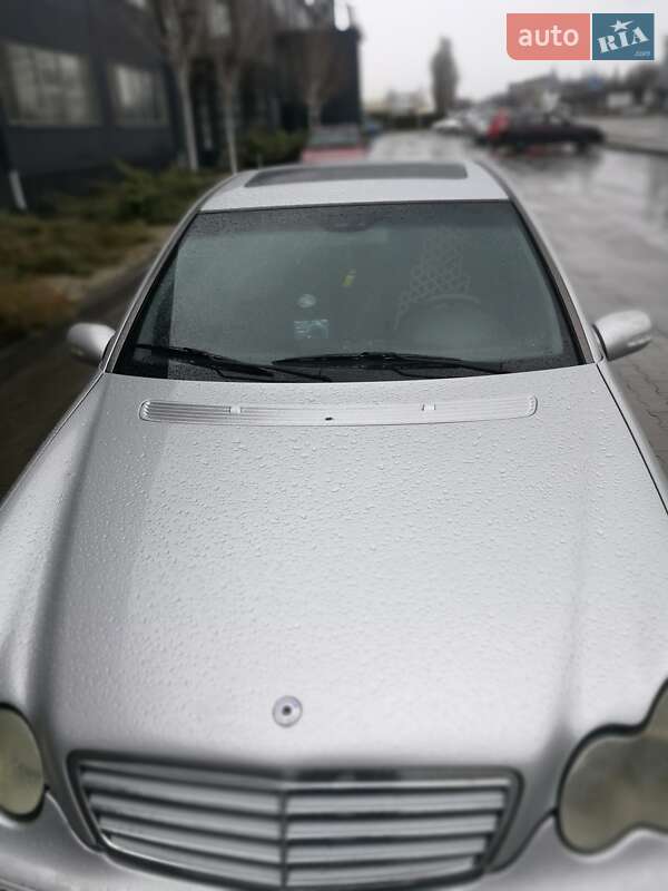 Седан Mercedes-Benz C-Class 2001 в Белой Церкви фото 27 Седан Mercedes-Benz C-Class 2001 в Белой Церкви