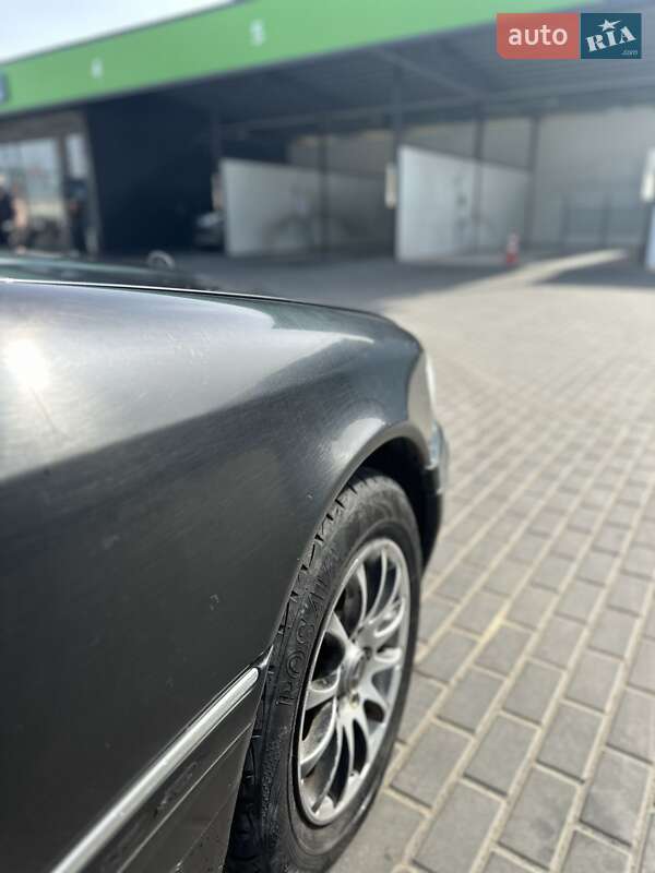 Седан Mercedes-Benz C-Class 1994 в Одесі