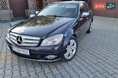 Седан Mercedes-Benz C-Class 2007 в Черновцах