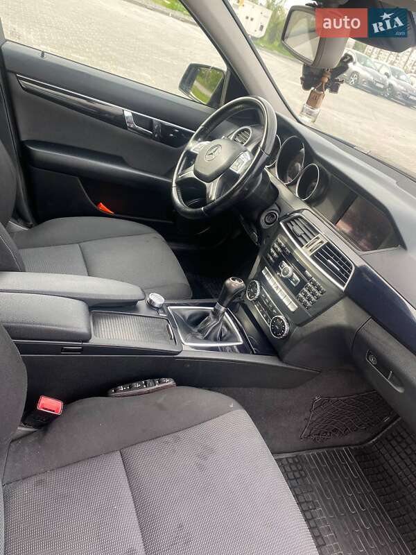 Универсал Mercedes-Benz C-Class 2013 в Хмельницком
