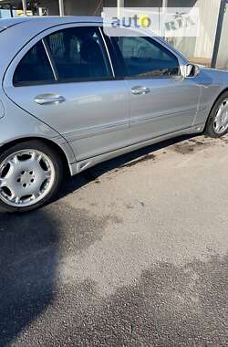 Седан Mercedes-Benz C-Class 2000 в Києві