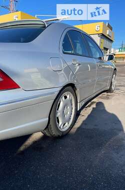 Седан Mercedes-Benz C-Class 2000 в Києві