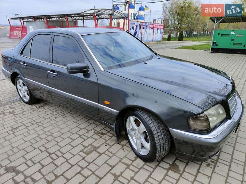 Mercedes-Benz C-Class 1994