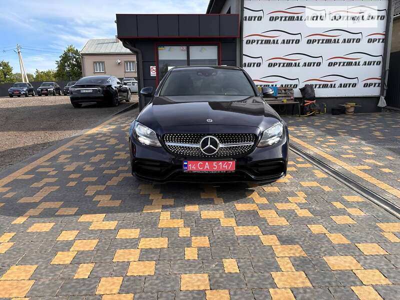 Седан Mercedes-Benz C-Class 2018 в Львове