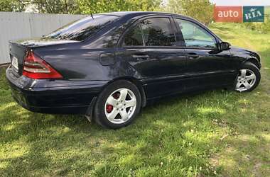 Седан Mercedes-Benz C-Class 2001 в Городенке