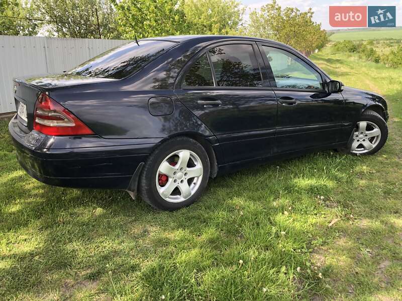 Седан Mercedes-Benz C-Class 2001 в Городенке фото 4 Седан Mercedes-Benz C-Class 2001 в Городенке