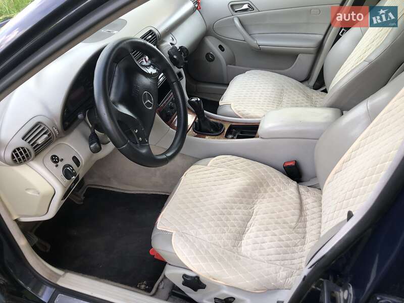 Седан Mercedes-Benz C-Class 2001 в Городенке фото 11 Седан Mercedes-Benz C-Class 2001 в Городенке