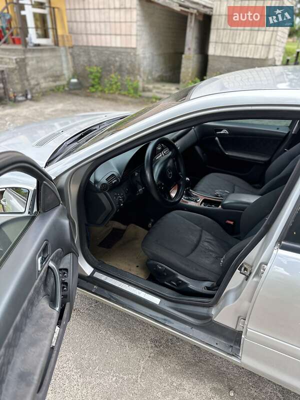 Седан Mercedes-Benz C-Class 2002 в Городне