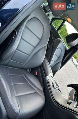 Седан Mercedes-Benz C-Class 2021 в 