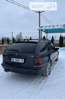 Универсал Mercedes-Benz C-Class 2002 в Березному