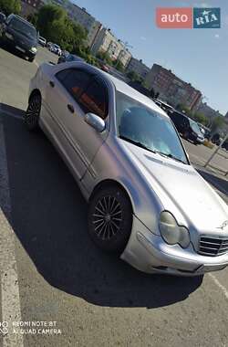 Седан Mercedes-Benz C-Class 2001 в 