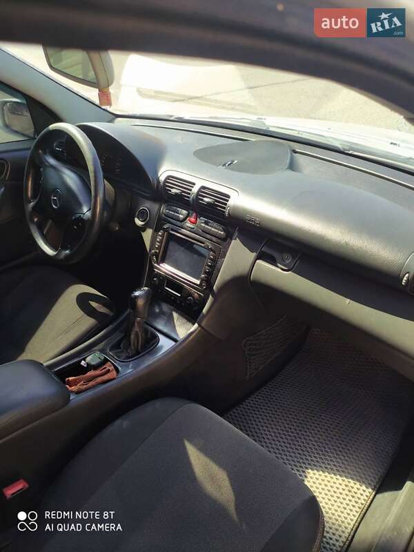 Седан Mercedes-Benz C-Class 2001 в Черновцах фото 13 Седан Mercedes-Benz C-Class 2001 в Черновцах