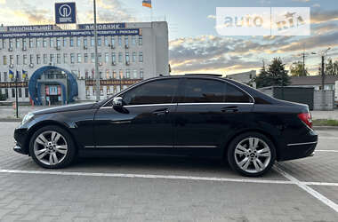 Седан Mercedes-Benz C-Class 2012 в Києві