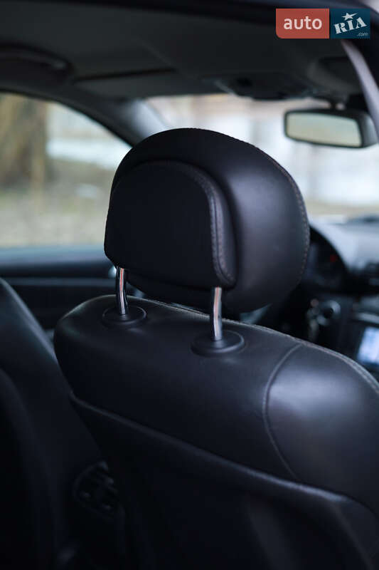 Универсал Mercedes-Benz C-Class 2005 в Хороле фото 11 Универсал Mercedes-Benz C-Class 2005 в Хороле