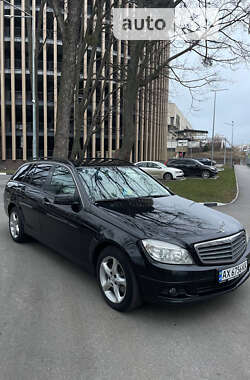 Универсал Mercedes-Benz C-Class 2008 в Киеве