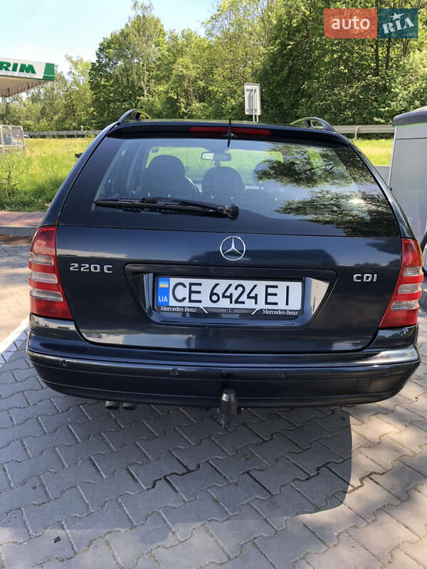 Универсал Mercedes-Benz C-Class 2003 в Черновцах