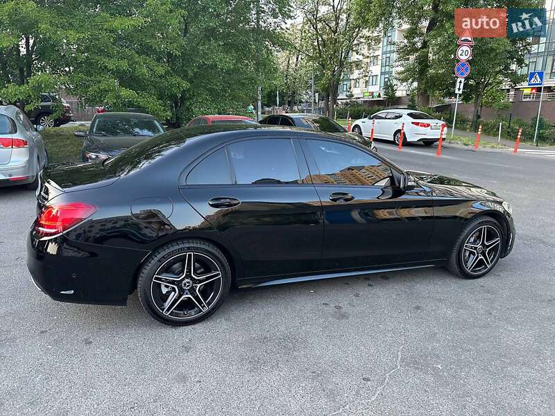 Седан Mercedes-Benz C-Class 2018 в Киеве