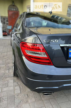 Седан Mercedes-Benz C-Class 2012 в Фастове