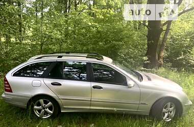 Універсал Mercedes-Benz C-Class 2002 в Костопілі