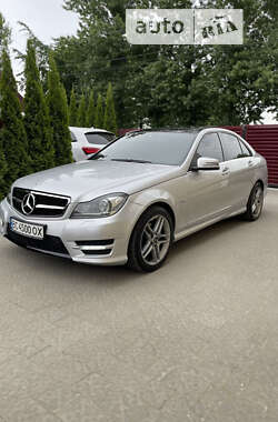 Седан Mercedes-Benz C-Class 2011 в Львове