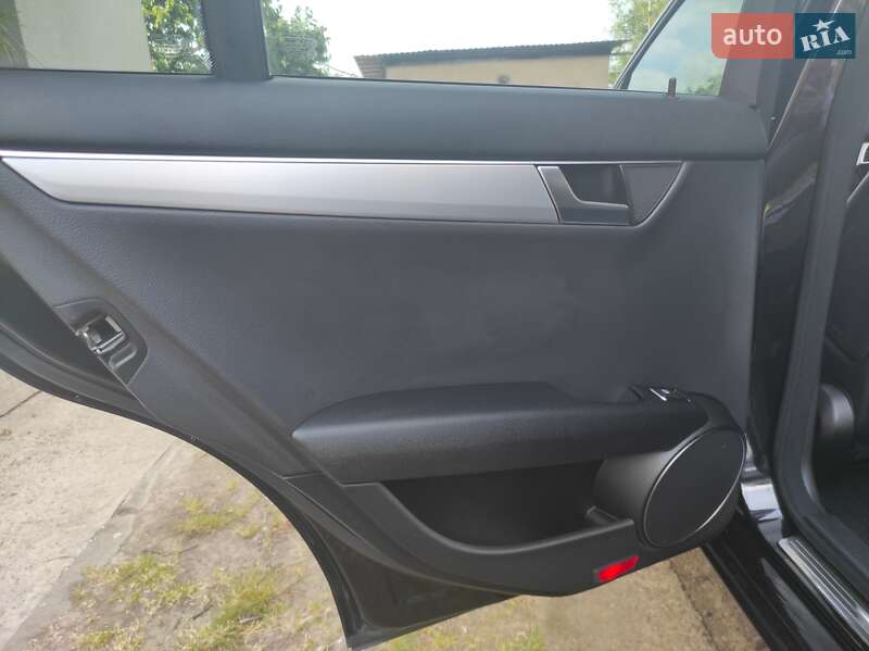 Универсал Mercedes-Benz C-Class 2012 в Калуше фото 11 Универсал Mercedes-Benz C-Class 2012 в Калуше