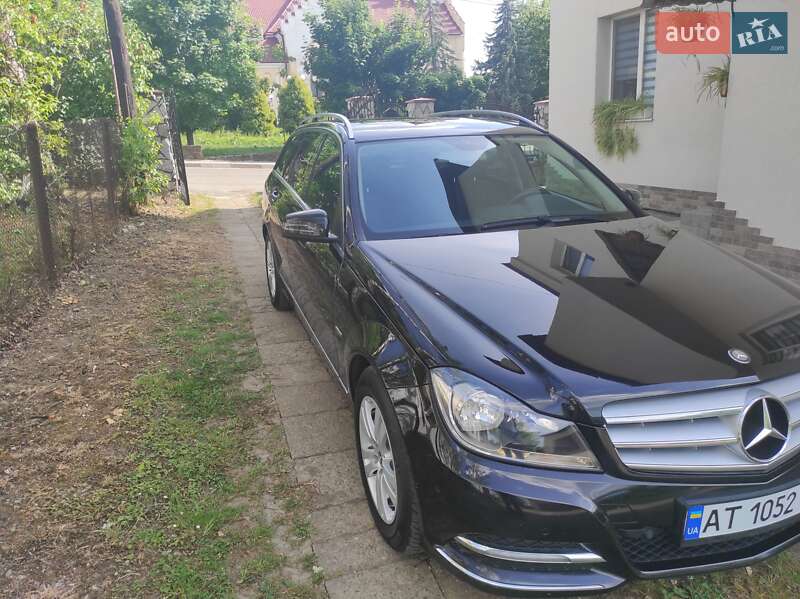 Универсал Mercedes-Benz C-Class 2012 в Калуше фото 19 Универсал Mercedes-Benz C-Class 2012 в Калуше
