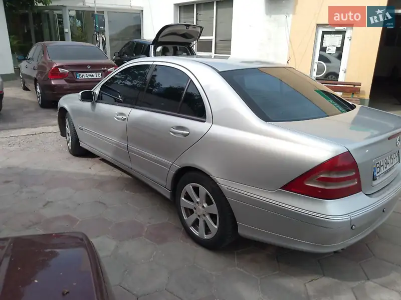 Mercedes-Benz C-Class 2003 VIN WDB2030461A486756 фото оголошення 9 з 46