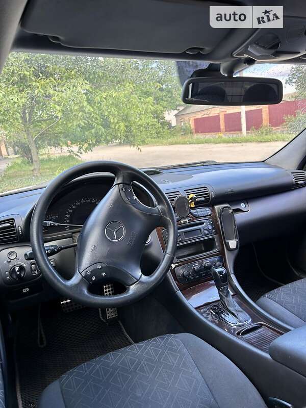 Седан Mercedes-Benz C-Class 2003 в Кропивницком