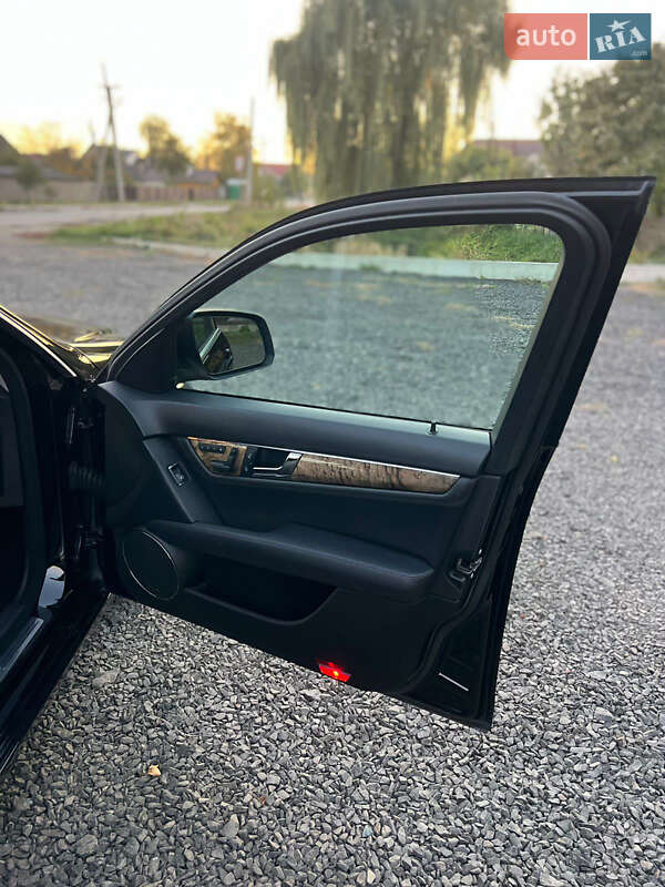 Универсал Mercedes-Benz C-Class 2008 в Ковеле