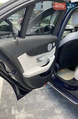 Седан Mercedes-Benz C-Class 2015 в 