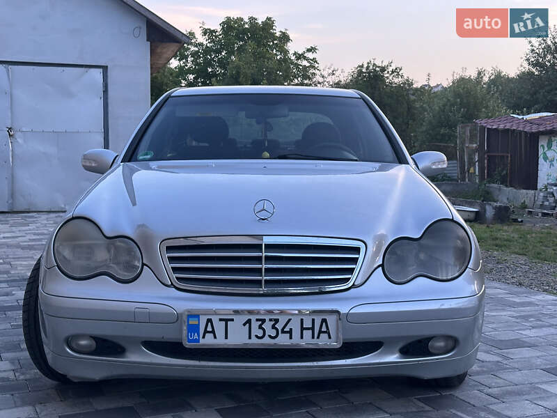 Седан Mercedes-Benz C-Class 2002 в Коломые