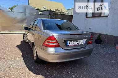 Седан Mercedes-Benz C-Class 2003 в Ивано-Франковске