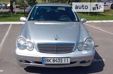 Седан Mercedes-Benz C-Class 2004 в Ровно
