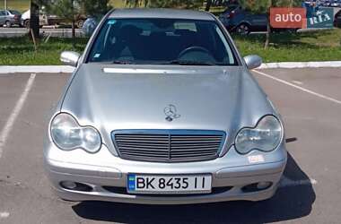 Седан Mercedes-Benz C-Class 2004 в Ровно