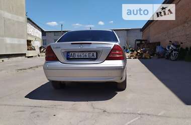 Седан Mercedes-Benz C-Class 2003 в Вінниці