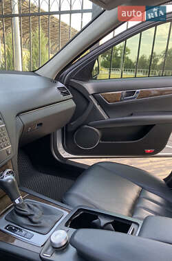 Седан Mercedes-Benz C-Class 2007 в 