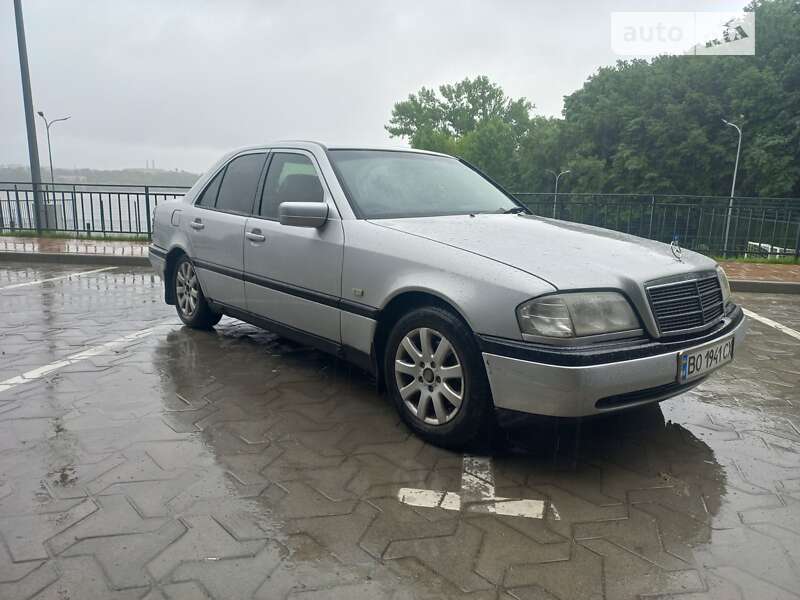 Седан Mercedes-Benz C-Class 1996 в Тернополі