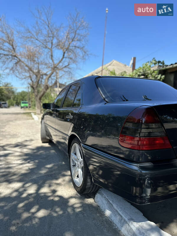 Седан Mercedes-Benz C-Class 1997 в Измаиле