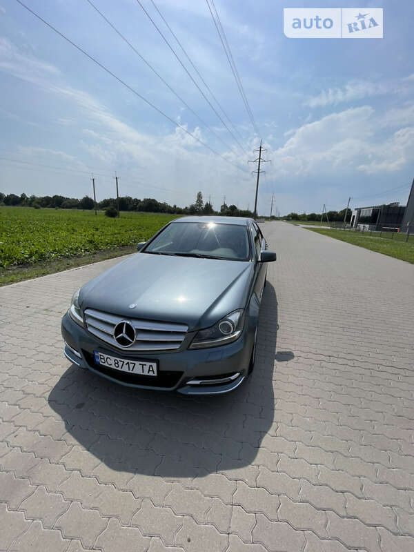 Седан Mercedes-Benz C-Class 2011 в Буске фото 6 Седан Mercedes-Benz C-Class 2011 в Буске