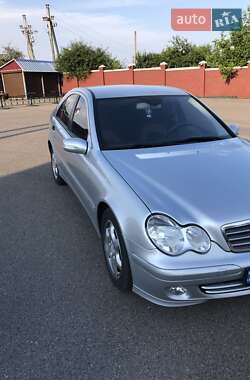 Седан Mercedes-Benz C-Class 2006 в 