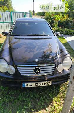 Купе Mercedes-Benz C-Class 2002 в Киеве